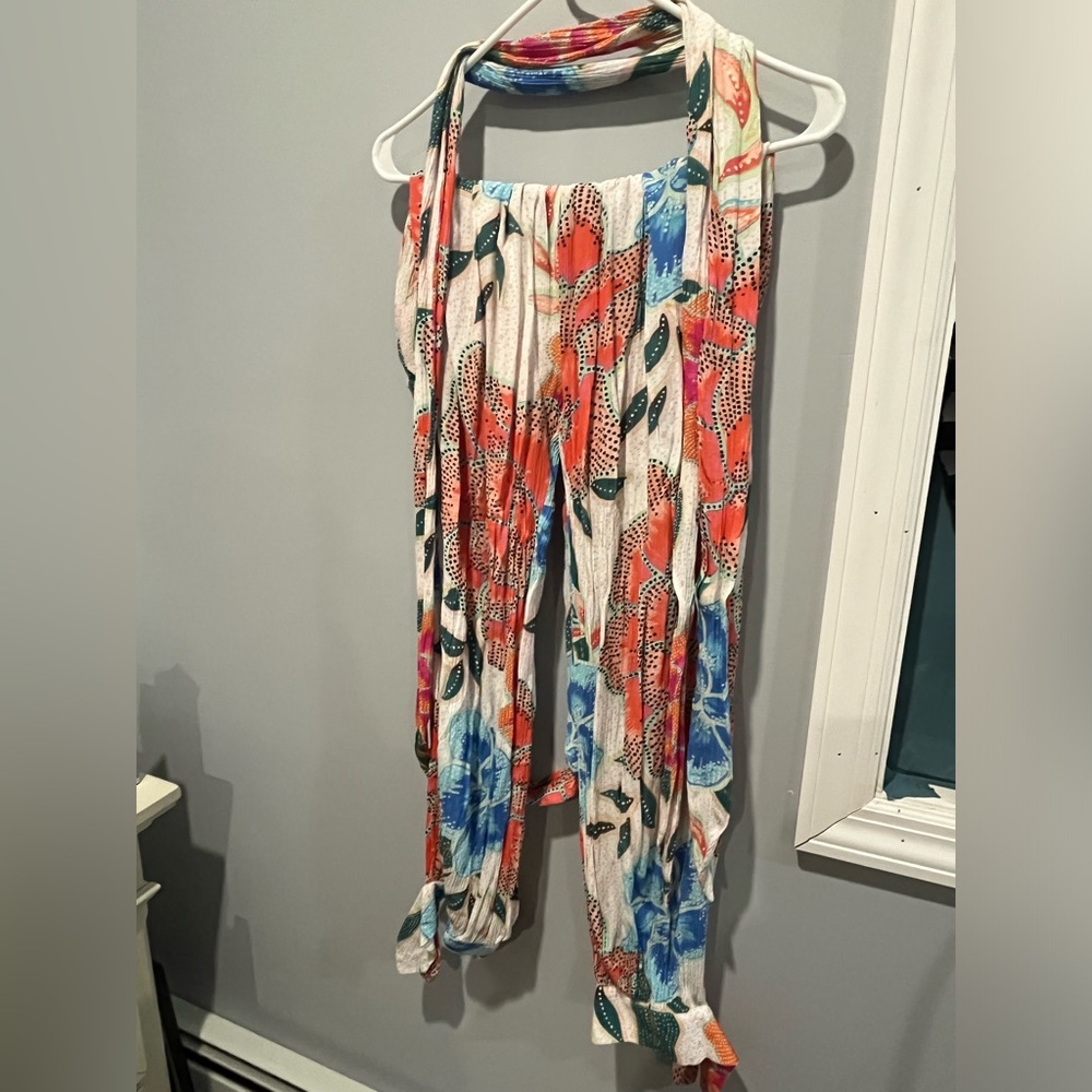 Mara Hoffman Jumpsuit
• Pink & Red
• Printed
• Halterneck - Picture 4 of 5